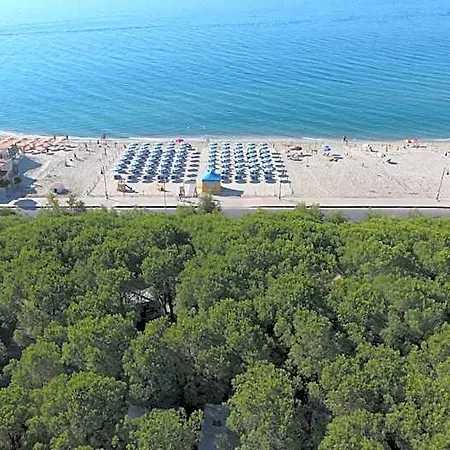 Villaggio Lungomare Szálloda