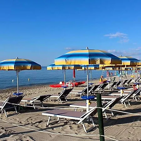 Villaggio Lungomare Szálloda
