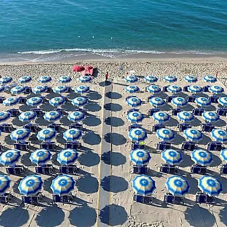 Szálloda Villaggio Lungomare Botricello